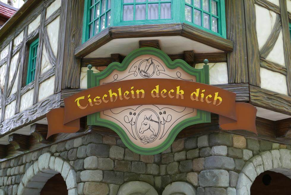 Schild der "Tischlein deck´dich"-Station