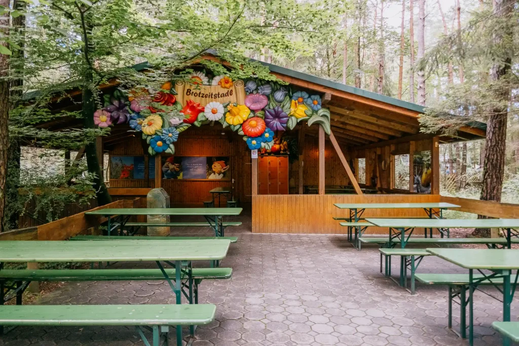 2024-07-08 Märchenwald Brotzeitstadl-1