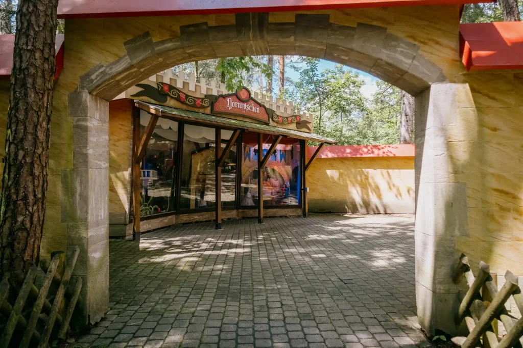 2024-07-08 Märchenwald Dornröschen-3