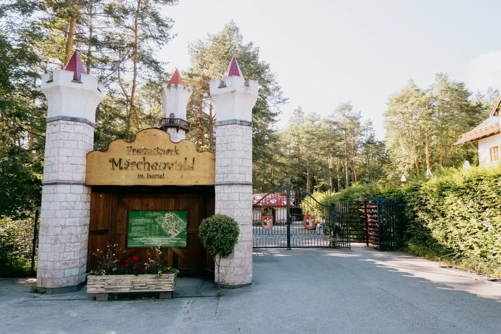 2024-07-08 Märchenwald Eingang-9