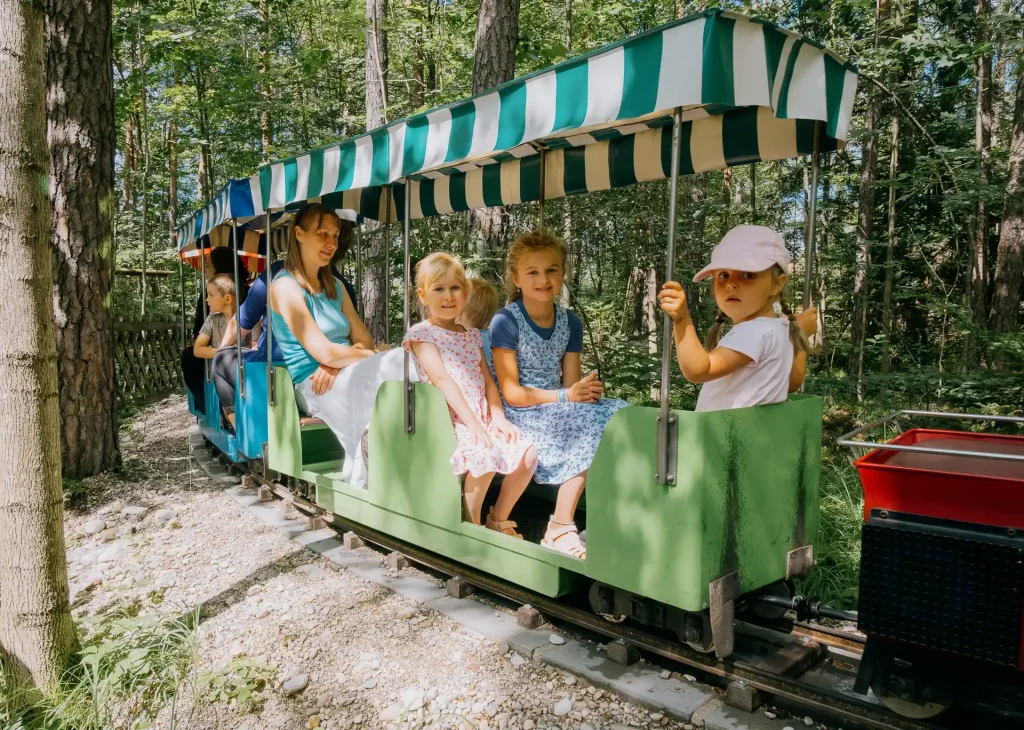 2024-07-08 Märchenwald Eisenbahn-1